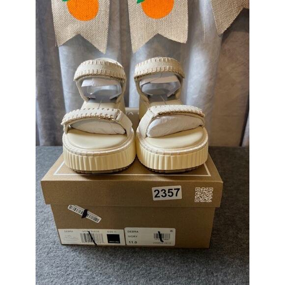 Dolce Vita Debra Ivory Suede Women’s Sandals size 11 Comfortable! NWB - Picture 7 of 7